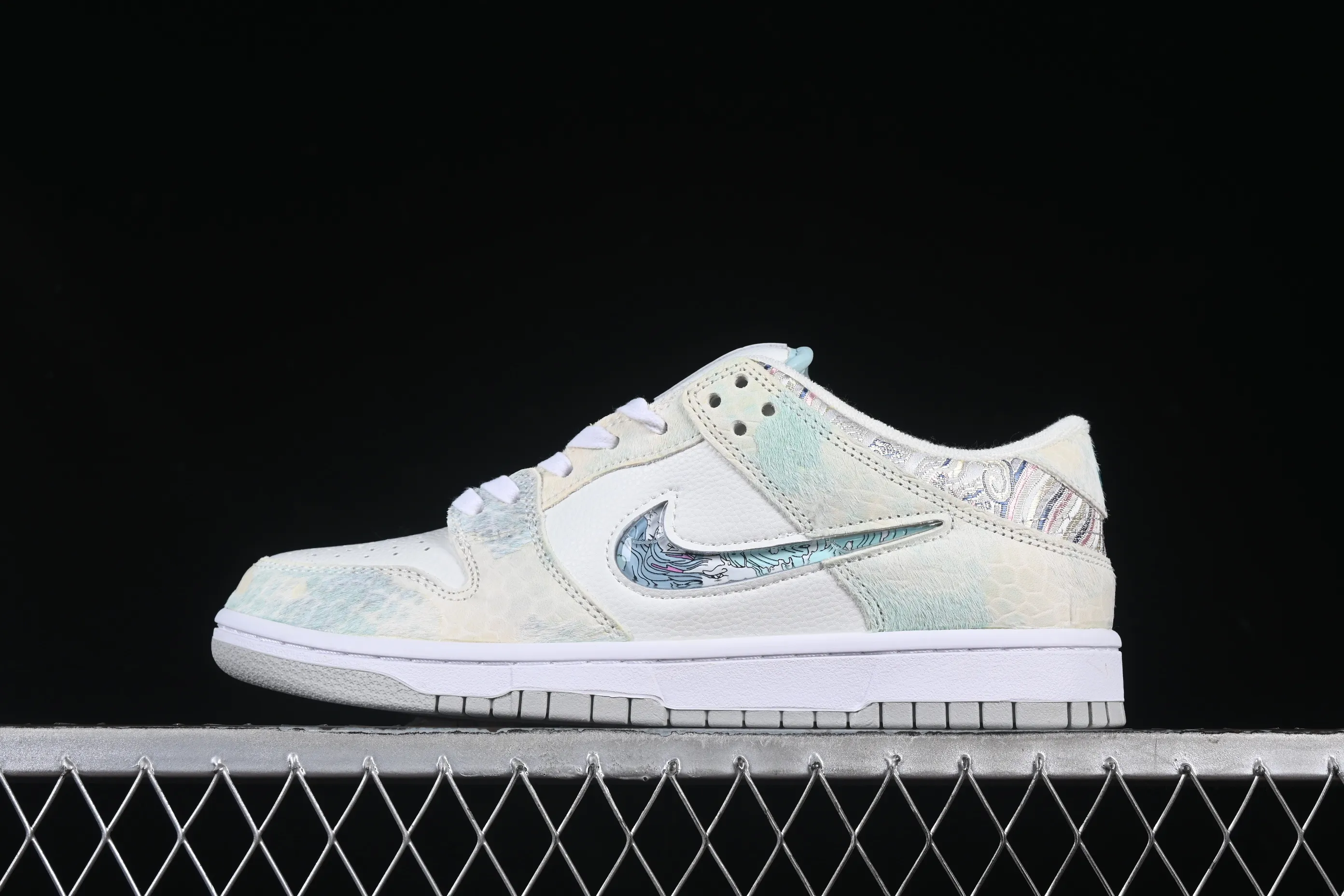 All Categories Nk SB Dunk Series Nk SB Dunk Low Low-top sneakers Nk Dunk Low CNY Year of the Dragon limited New Chinese style customization Steam Puppet-Third Prince White Ao Bing SB low-top casual sneakers DV0831-101